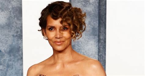 halle barry nude|Halle Berry, 56, strips completely NUDE as fans rush to。